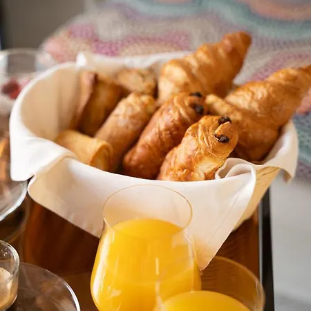 Hotel Saint Sin Romantic Suites And Spa Adults Only 4*