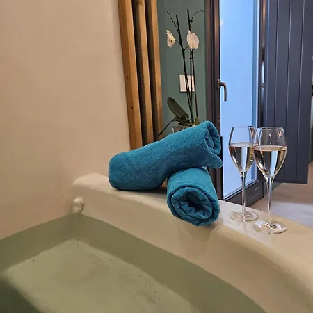 Saint Sin Romantic And Adults Only Otel Imerovigli (Santorini)
