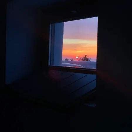 Saint Sin Romantic And Adults Only Hotel Imerovigli (Santorini)