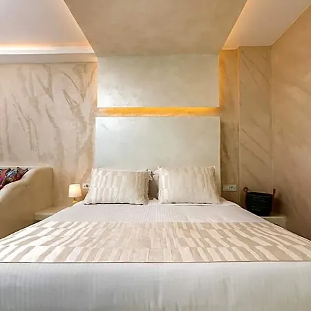 Saint Sin Romantic And Adults Only Imerovigli (Santorini)